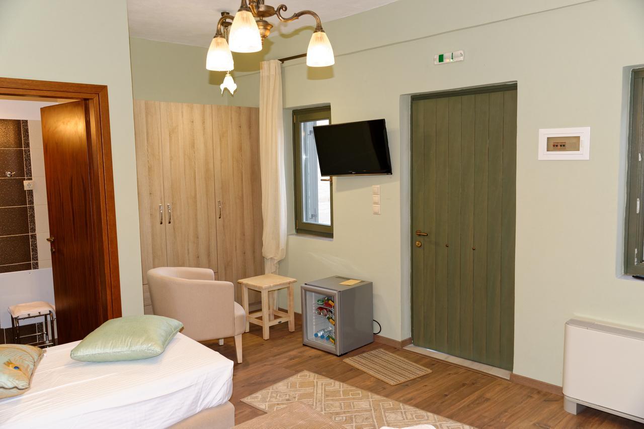 Alexandra Hotel Kalentzi 外观 照片